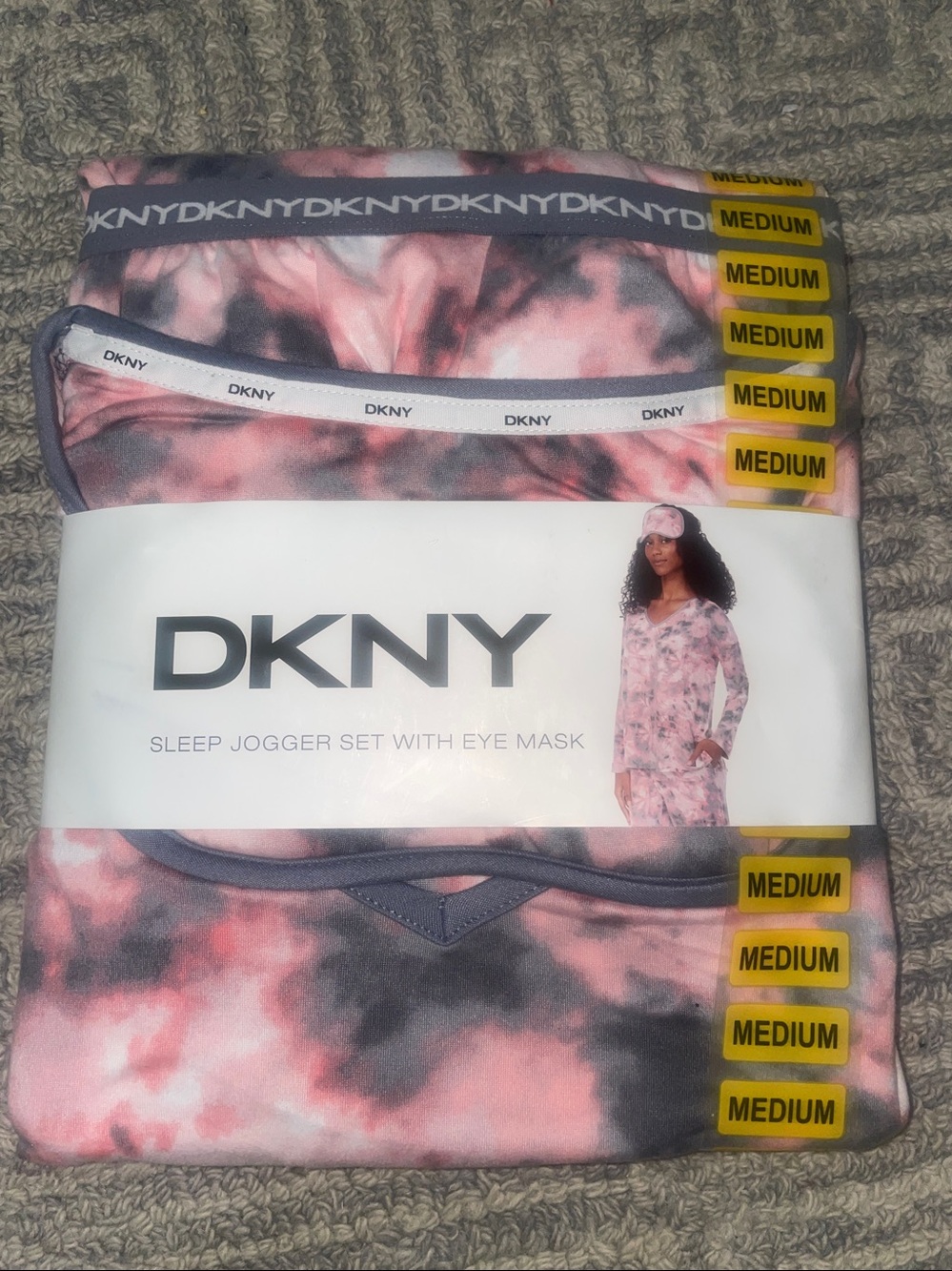 🆕NWT DKNY pink grey sleep jogger pajama set with eye mask, Size M